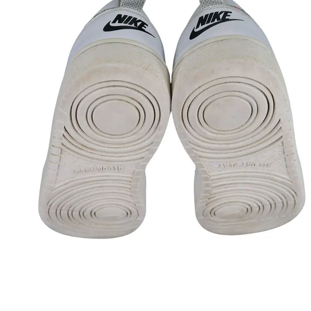 Nike Shoes Kids 5 Sneakers Court Borough Low Athletic Trainers Basketball Swoosh - Picture 12 of 16